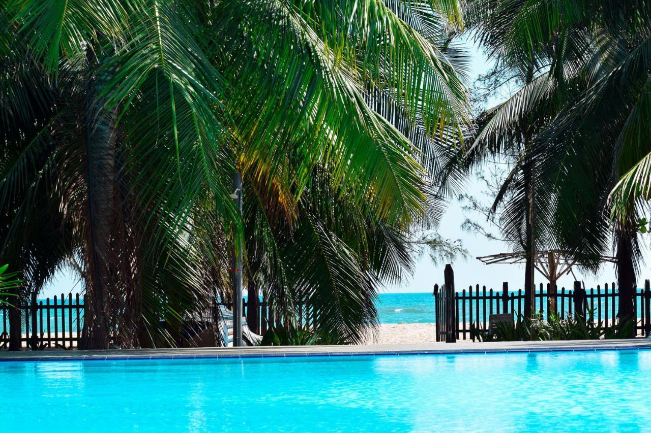 High Park Hotel Nilaveli Exterior photo